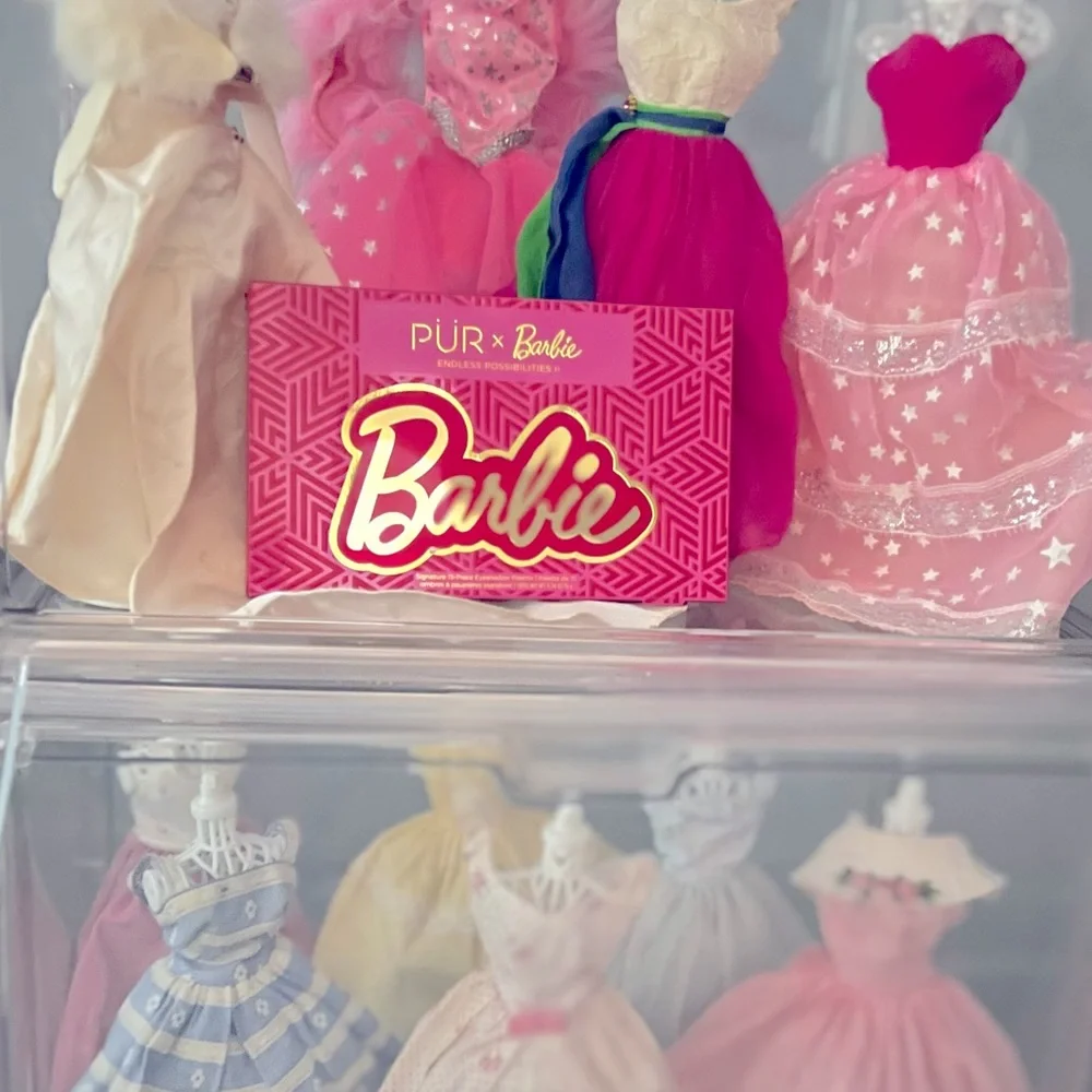 Barbie x PÜR Beauty: Barbie Endless Possibilities II Eyeshadow Palette